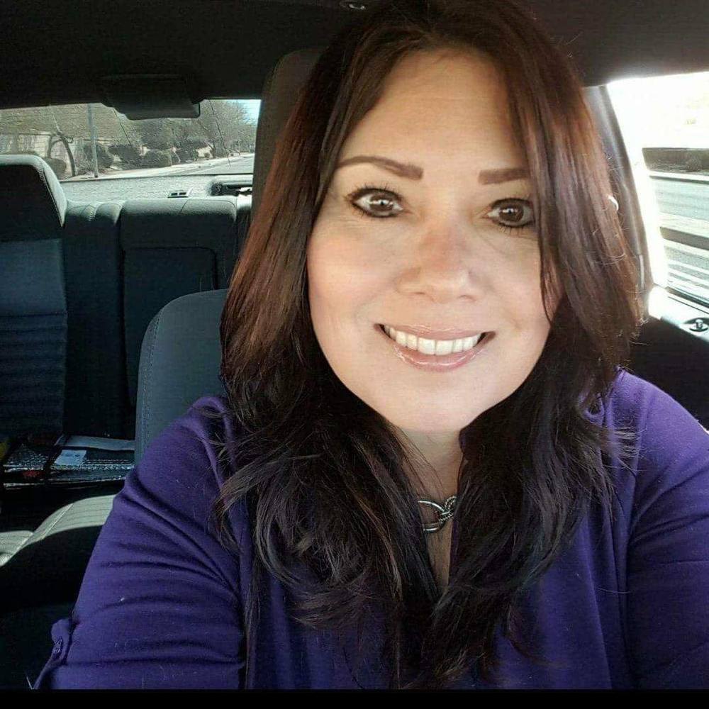 Meet your Posher, Elena